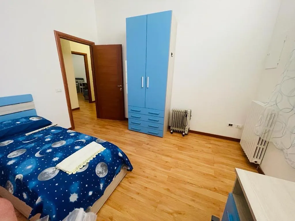 Appartamento Duomo-Bicocca Large With Wifi 150 Meters From M1 Milano 0*,